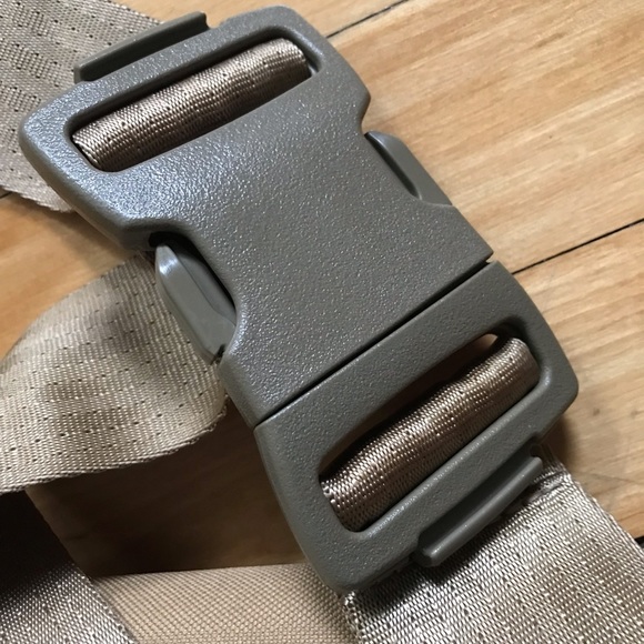 CRAFTED GOODS CHIQUITA SLING BAG - Picture 9 of 9